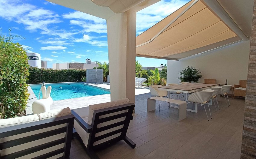 Resale - Villa -
Algorfa - Inland