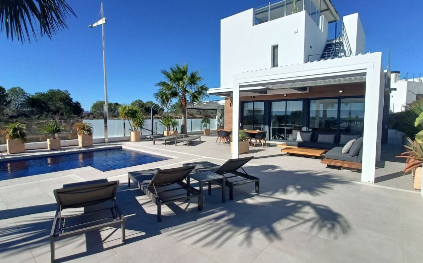 Resale - Villa -
Algorfa - Inland