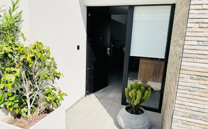 Resale - Villa -
Algorfa - La finca Golf