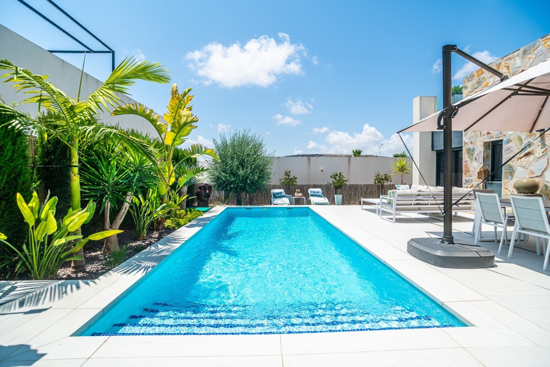 Resale - Villa -
Algorfa - La finca Golf