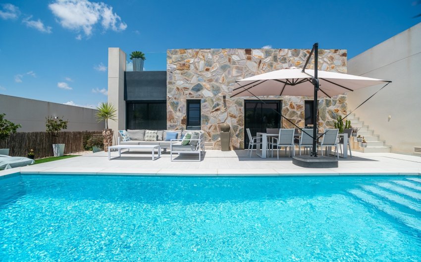 Resale - Villa -
Algorfa - La finca Golf