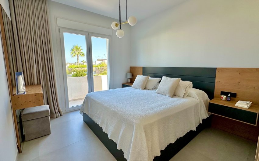 Resale - Villa -
Algorfa - La finca Golf