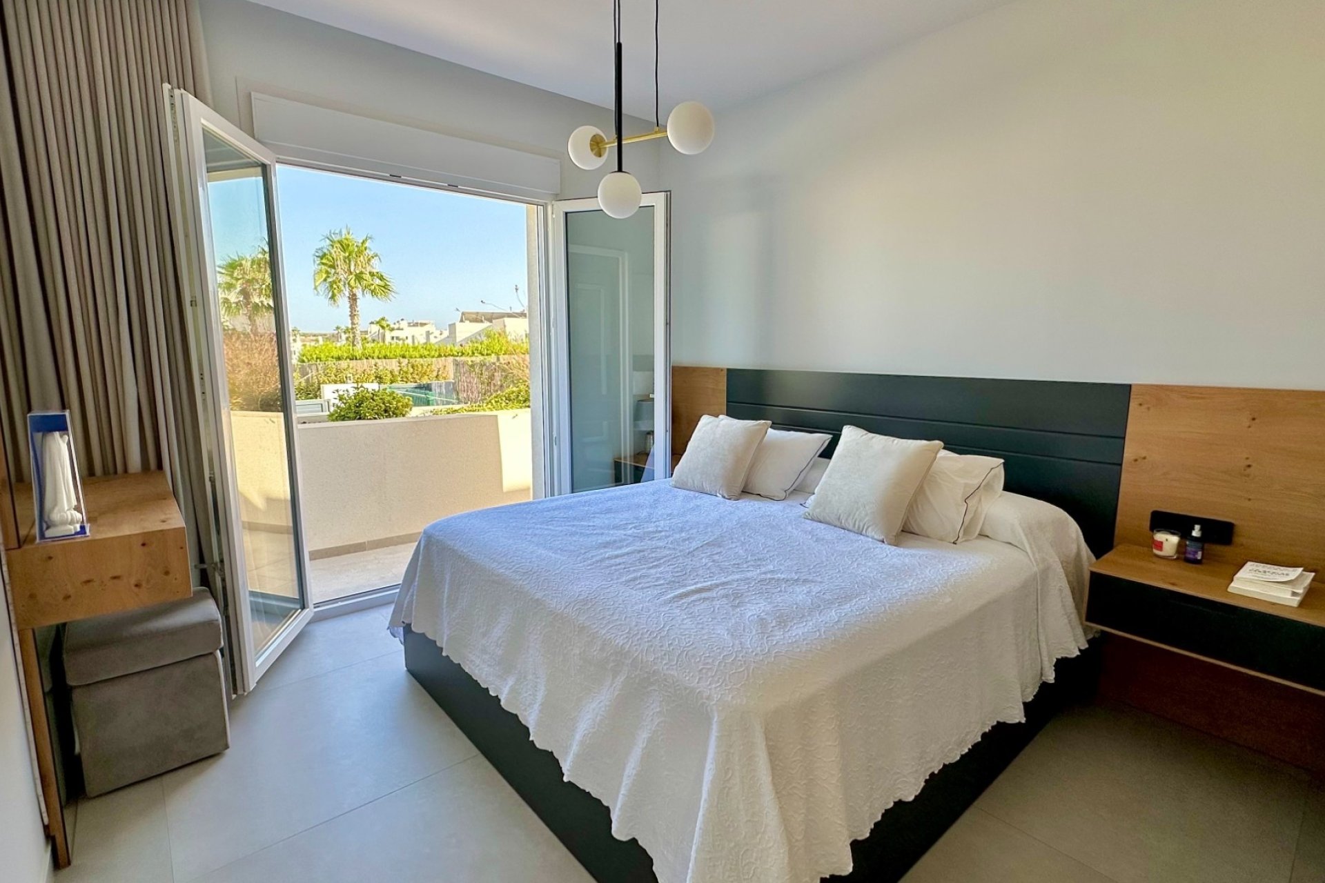 Resale - Villa -
Algorfa - La finca Golf