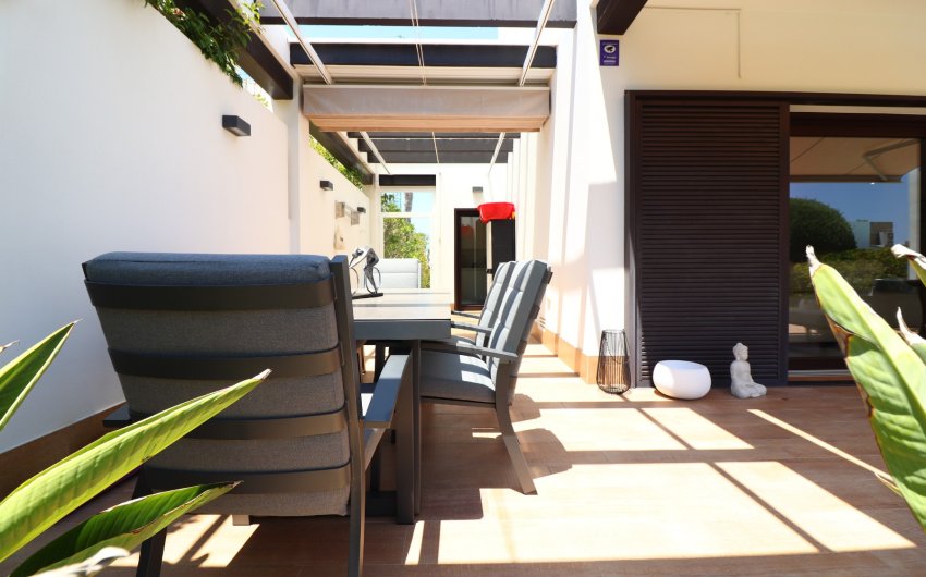 Resale - Villa -
Algorfa - La finca Golf