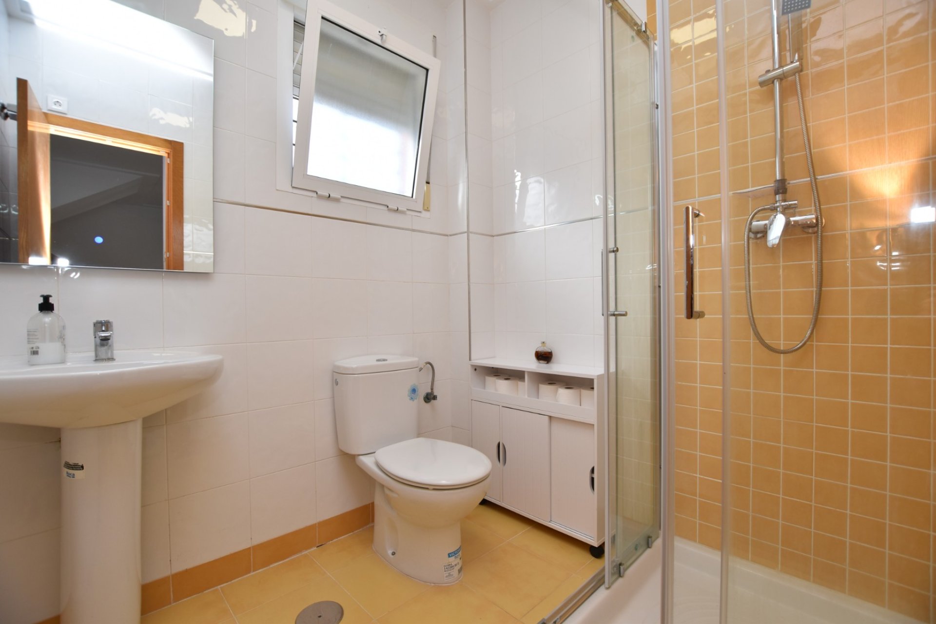 Resale - Villa -
Algorfa - La finca Golf