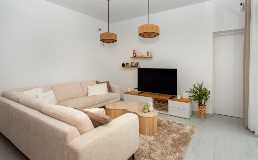 Resale - Villa -
Algorfa - La finca Golf