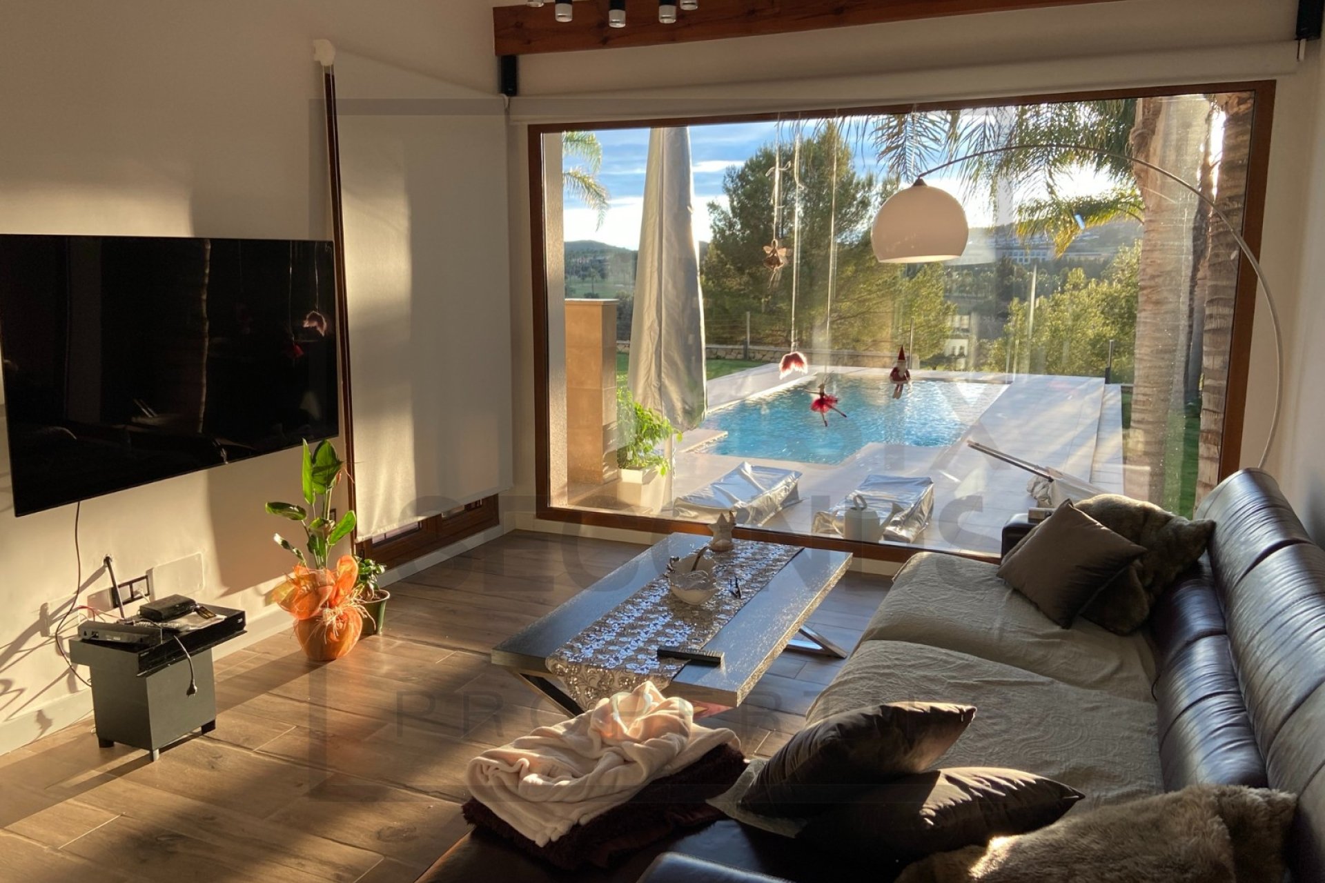 Resale - Villa -
Algorfa - La finca Golf