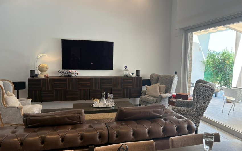 Resale - Villa -
Algorfa - La finca Golf