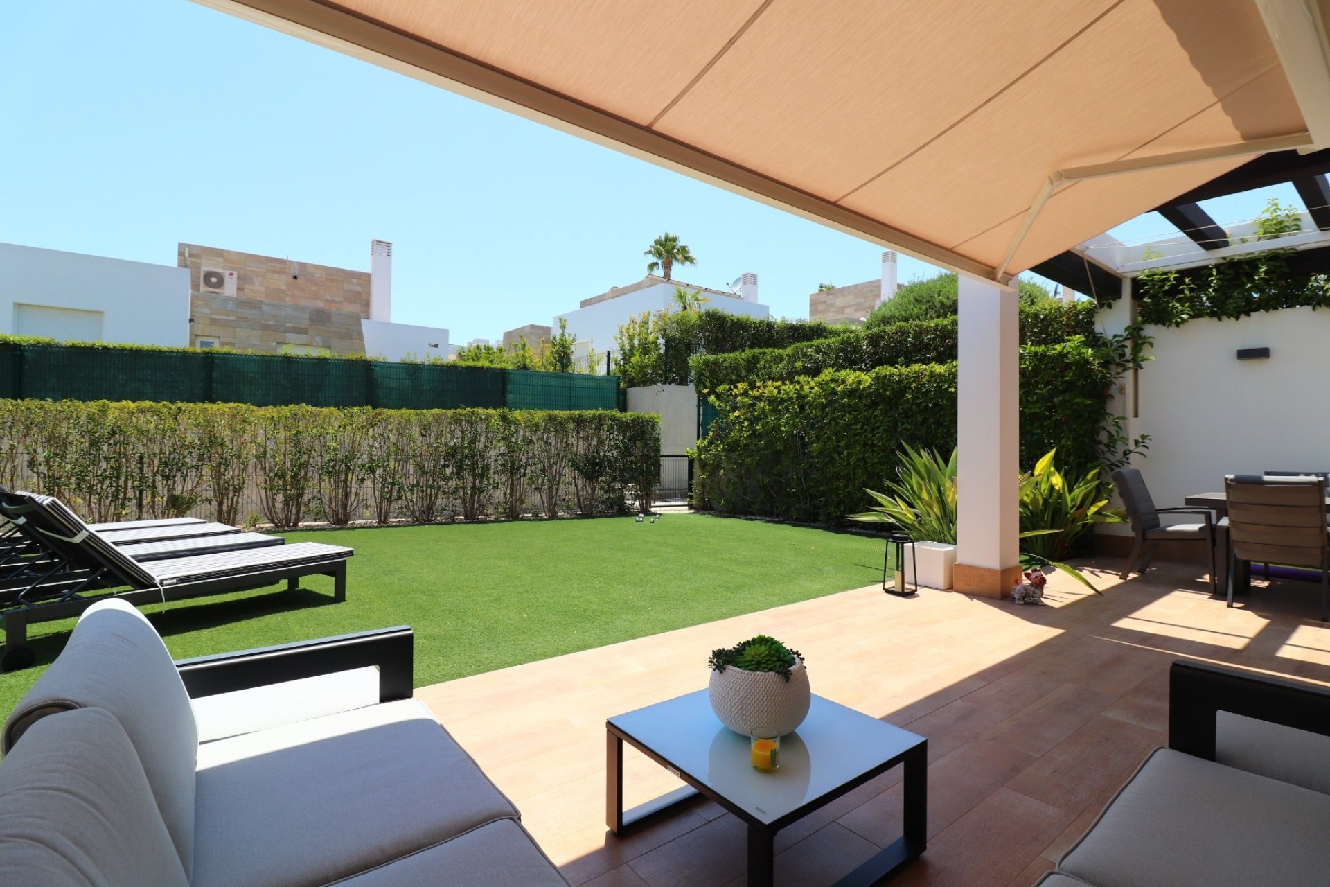 Resale - Villa -
Algorfa - La finca Golf