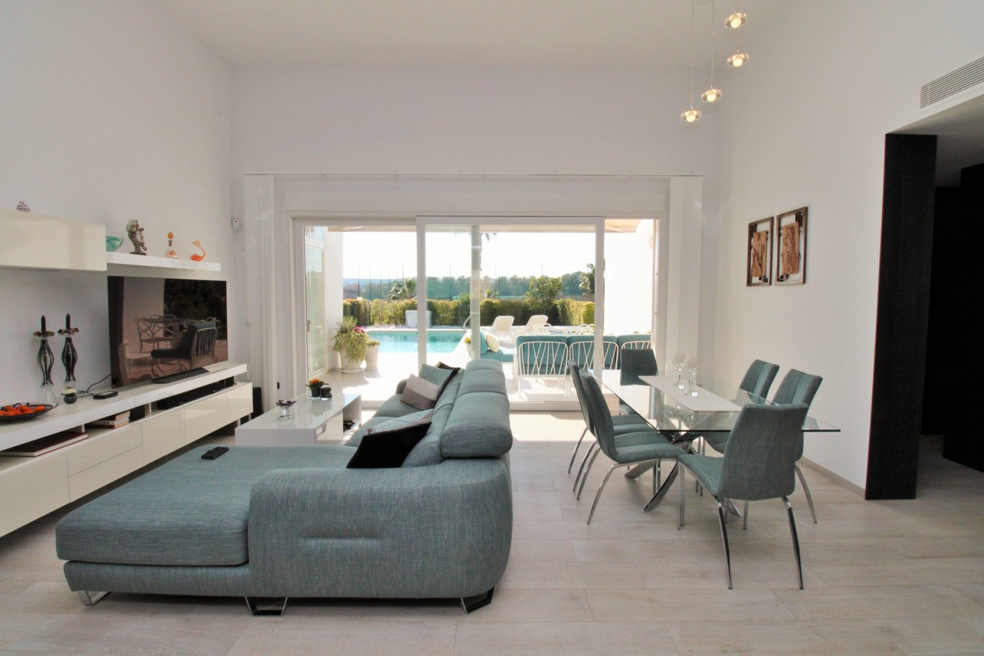 Resale - Villa -
Algorfa - La finca Golf