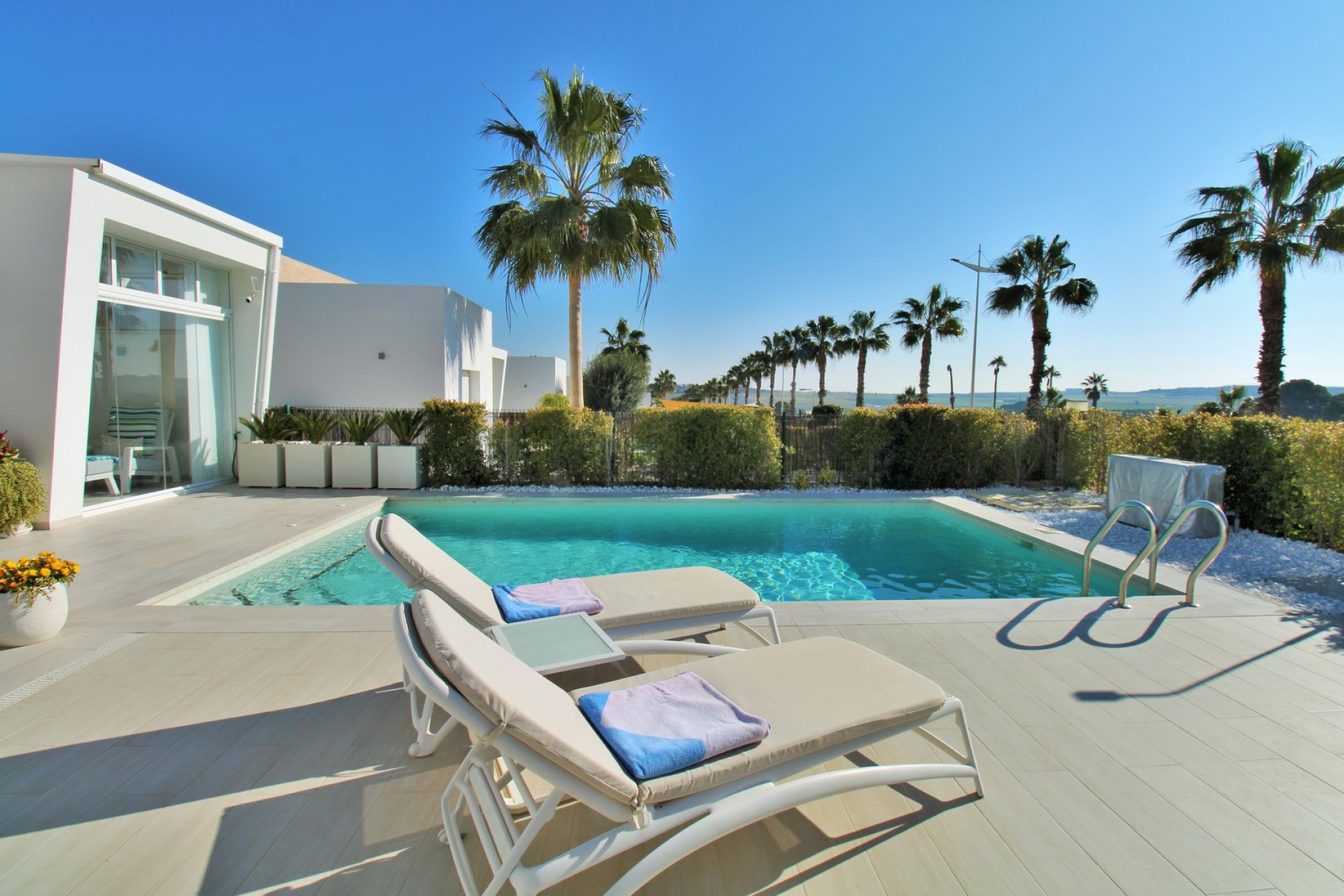 Resale - Villa -
Algorfa - La finca Golf