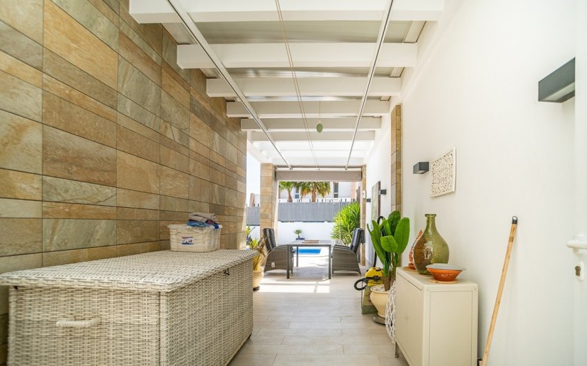 Resale - Villa -
Algorfa - La finca Golf