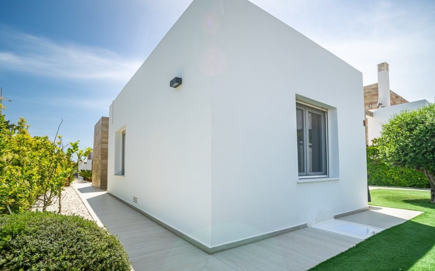 Resale - Villa -
Algorfa - La finca Golf