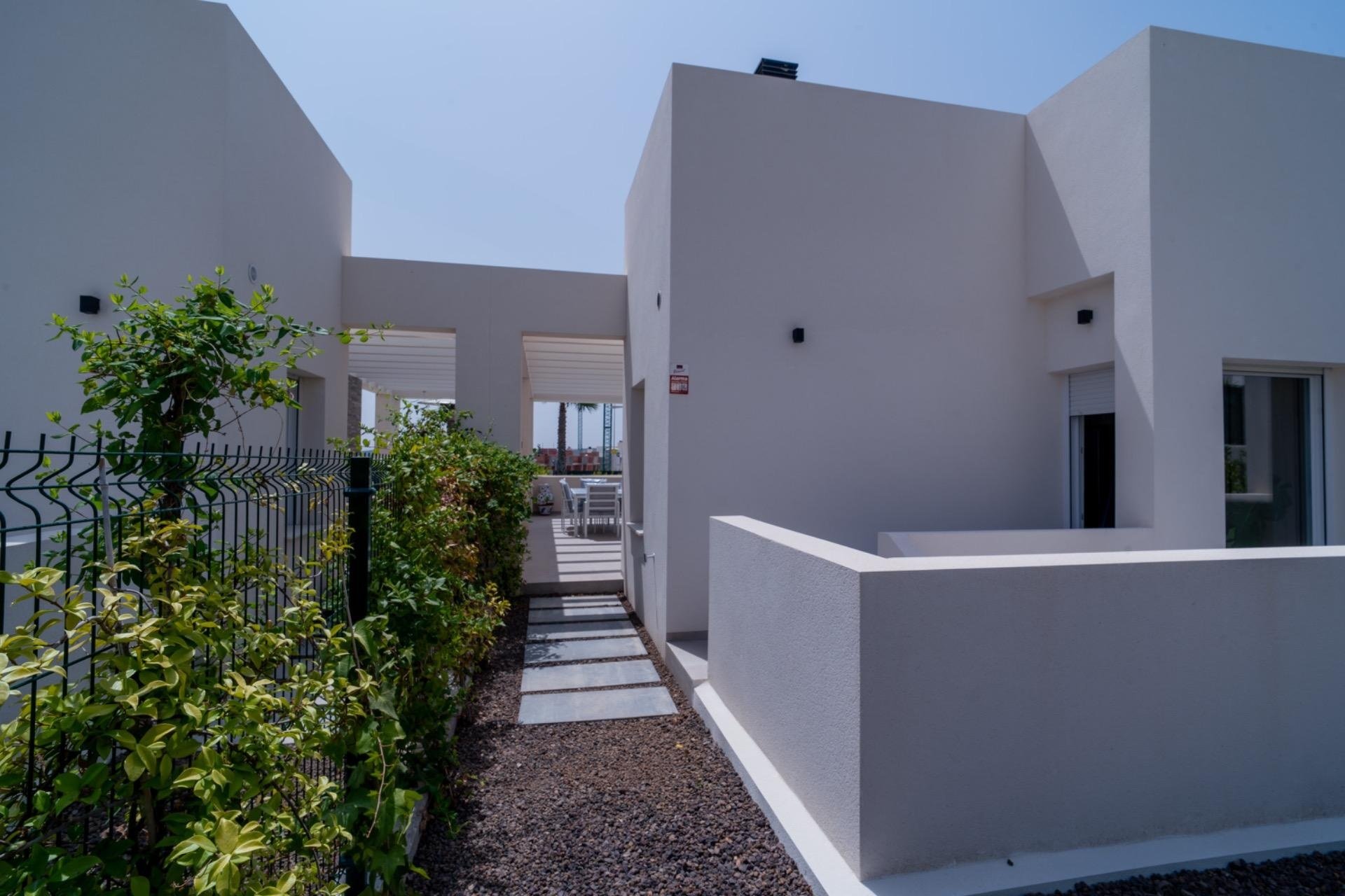 Resale - Villa -
Algorfa - La Finca Golf