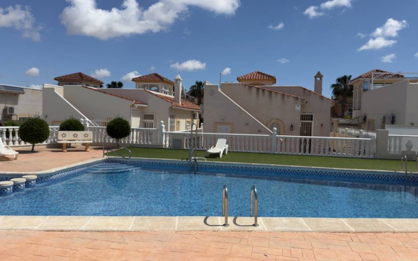 Resale - Villa -
Algorfa - Lo Crispin