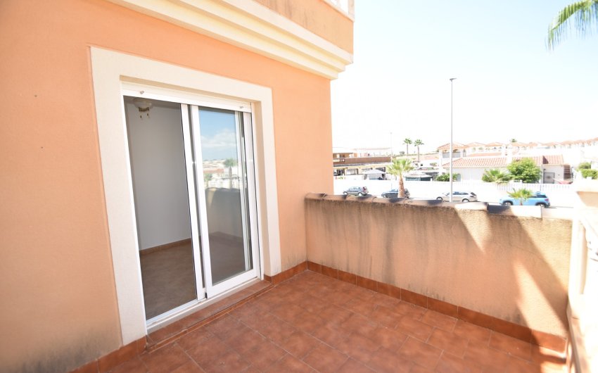 Resale - Villa -
Algorfa - Lo Crispin