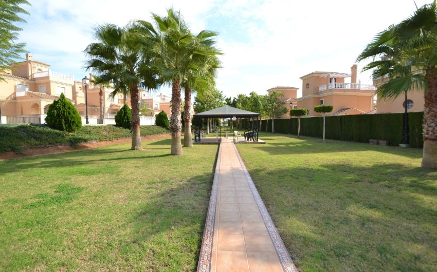 Resale - Villa -
Algorfa - Lo Crispin