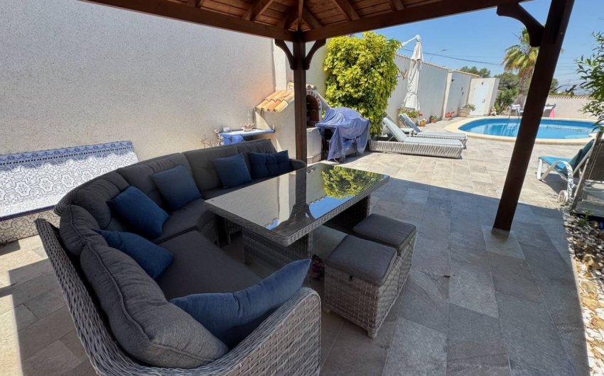 Resale - Villa -
Algorfa - Lomas de La Juliana