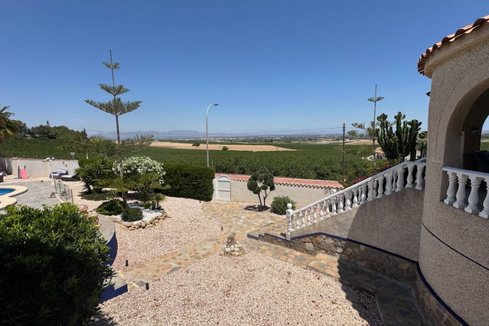 Resale - Villa -
Algorfa - Lomas de La Juliana