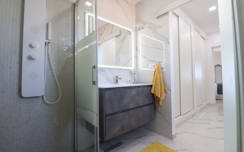 Resale - Villa -
Algorfa - Lomas de La Juliana