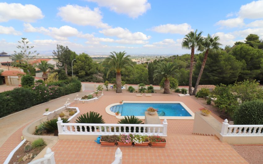 Resale - Villa -
Algorfa - Lomas de La Juliana