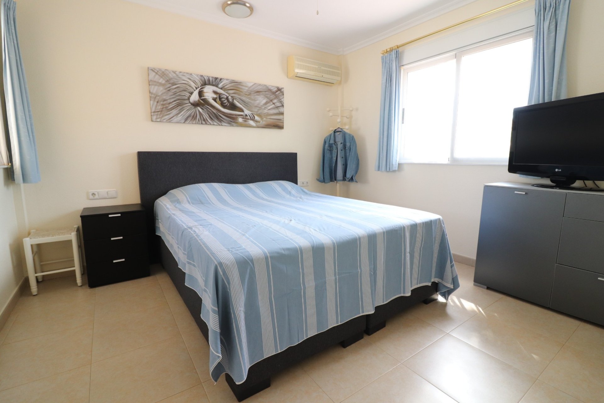 Resale - Villa -
Algorfa - Lomas de La Juliana