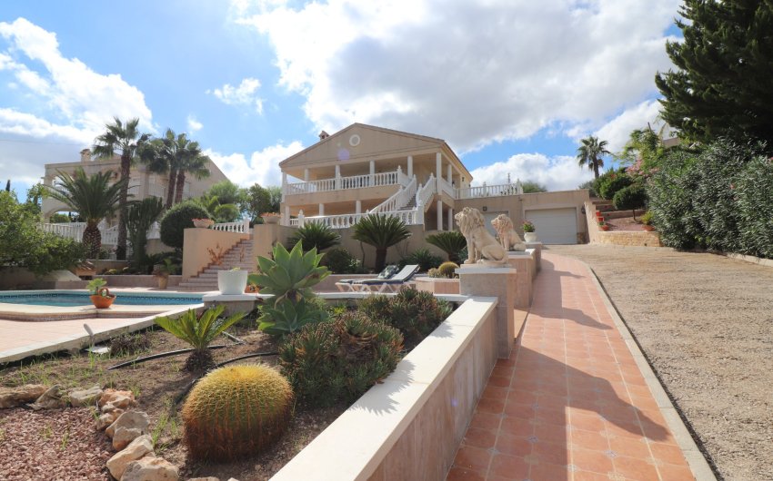 Resale - Villa -
Algorfa - Lomas de La Juliana