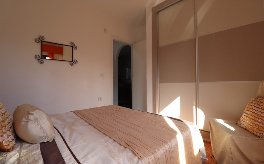 Resale - Villa -
Algorfa - Lomas de La Juliana