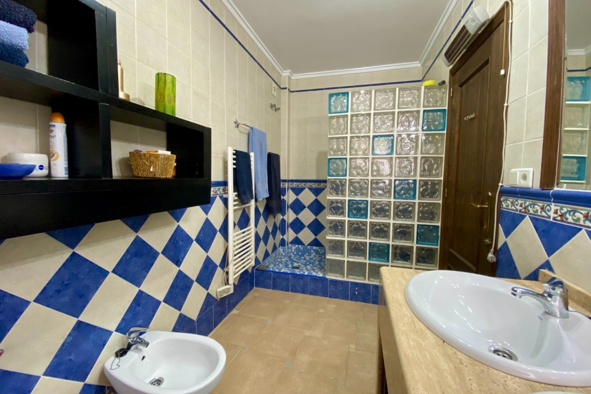 Resale - Villa -
Algorfa - Lomas de La Juliana