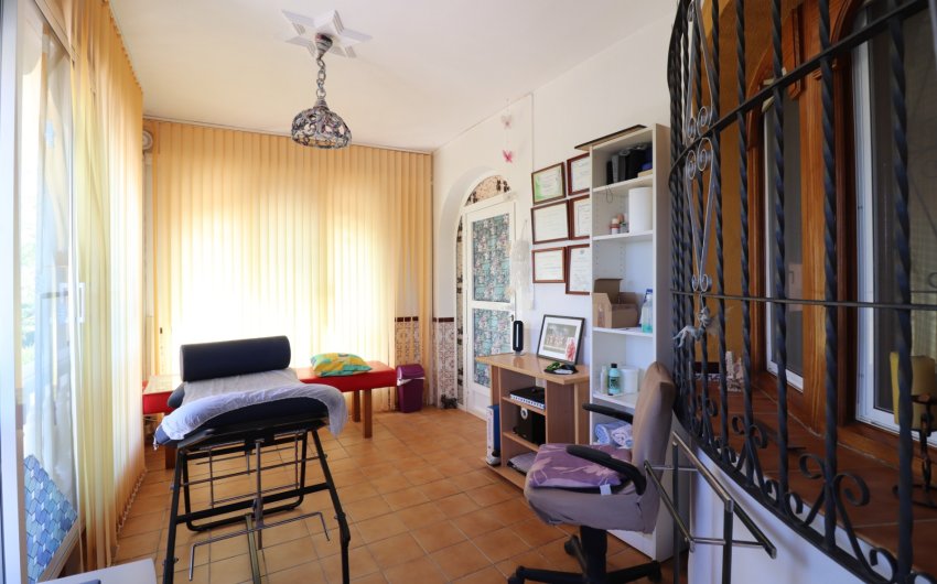 Resale - Villa -
Algorfa - Lomas de La Juliana