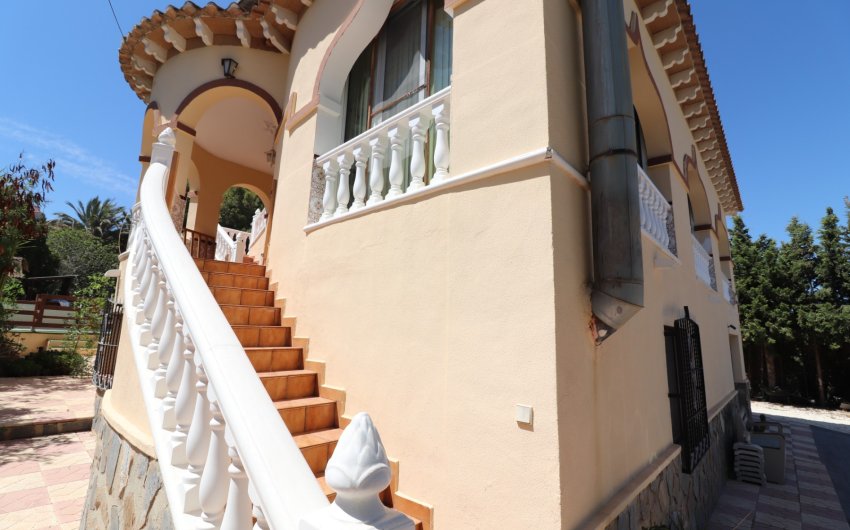 Resale - Villa -
Algorfa - Lomas de La Juliana