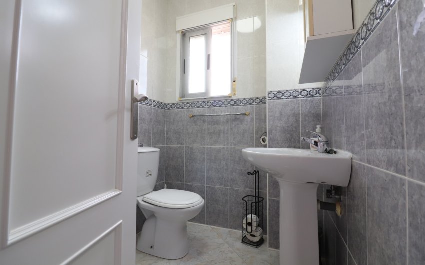 Resale - Villa -
Algorfa - Lomas de La Juliana