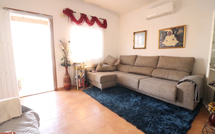 Resale - Villa -
Algorfa - Montebello