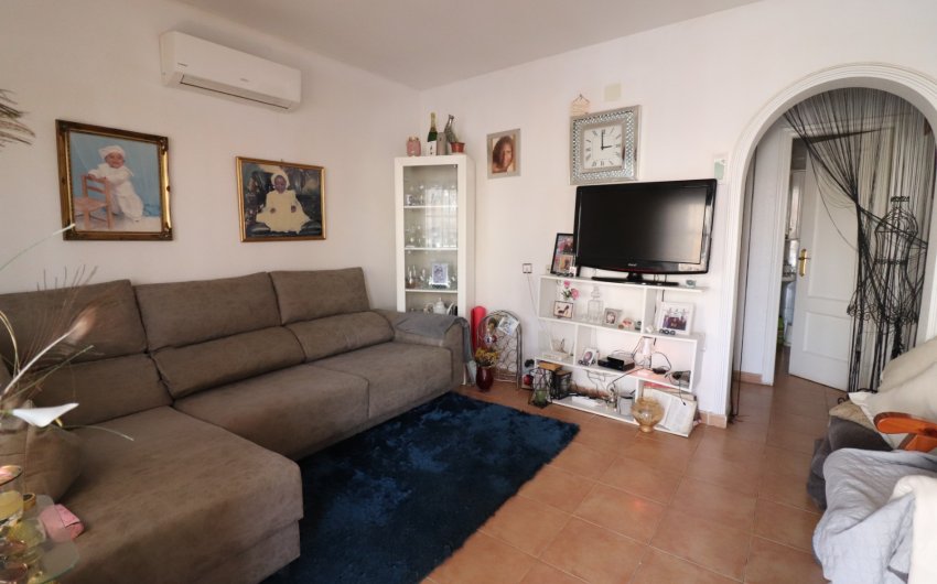 Resale - Villa -
Algorfa - Montebello