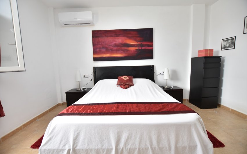 Resale - Villa -
Algorfa - Montemar