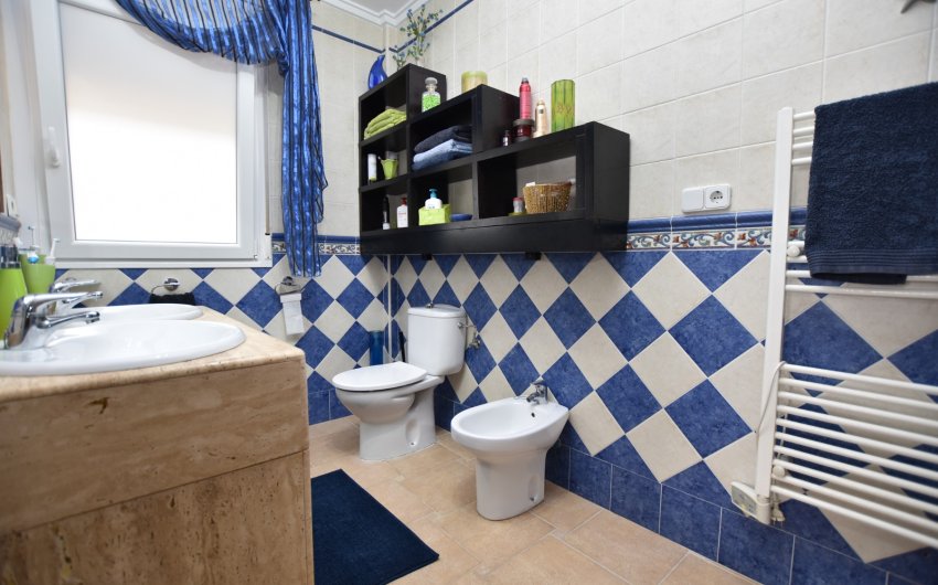 Resale - Villa -
Algorfa - Montemar