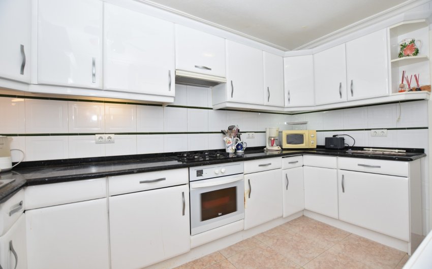 Resale - Villa -
Algorfa - Montemar