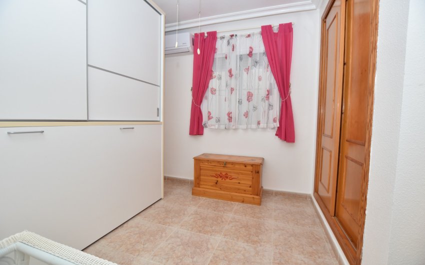 Resale - Villa -
Algorfa - Montemar