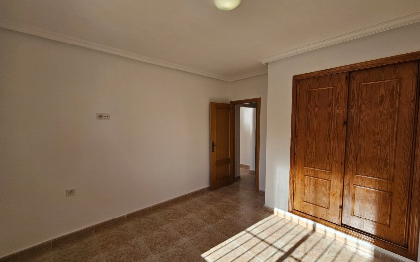 Resale - Villa -
Algorfa - Montemar