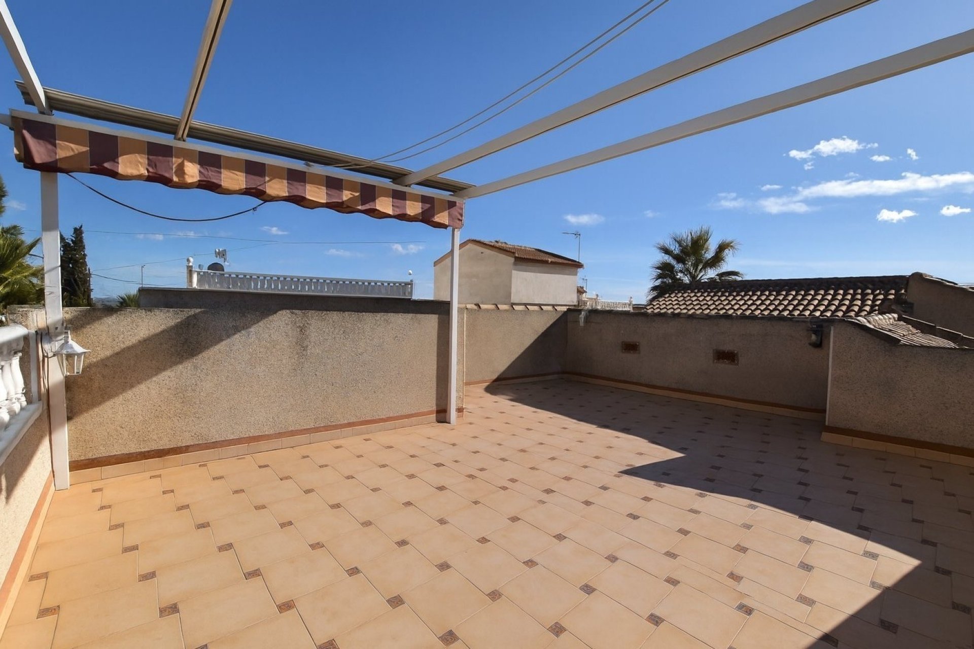 Resale - Villa -
Algorfa - Montemar