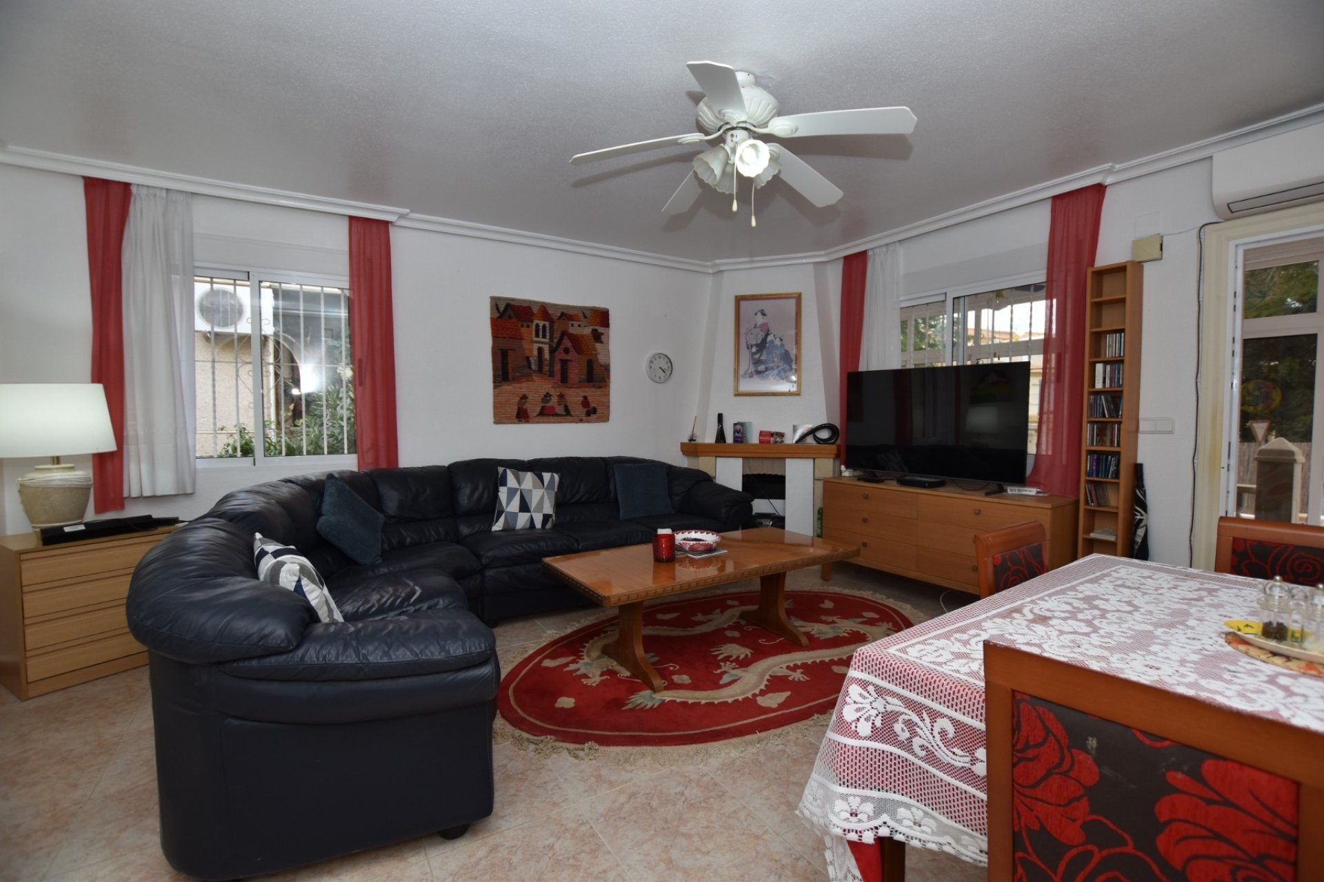 Resale - Villa -
Algorfa - Montemar