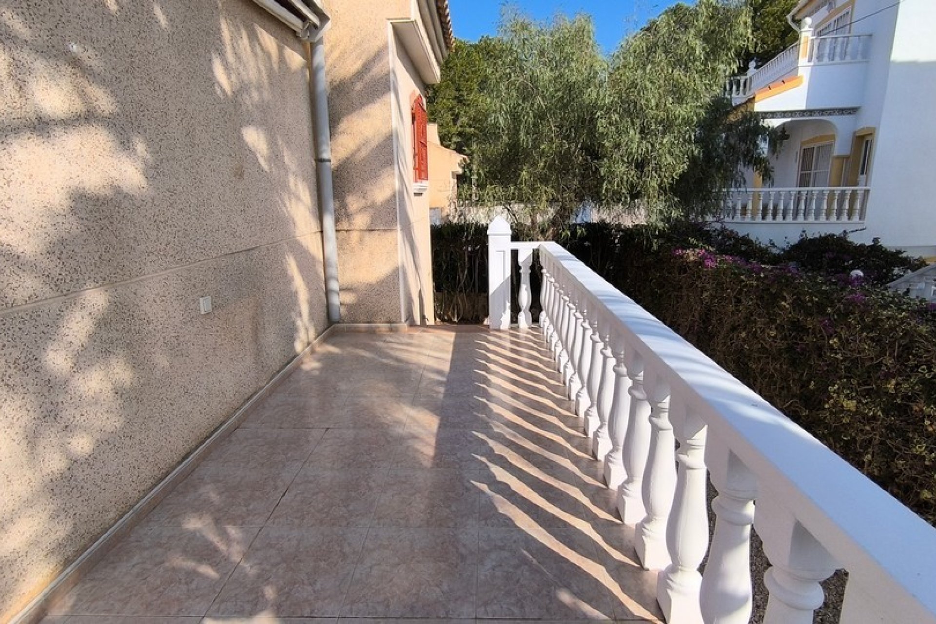 Resale - Villa -
Algorfa - Montemar