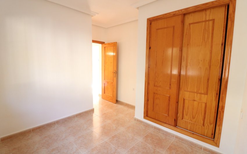 Resale - Villa -
Algorfa - Montemar