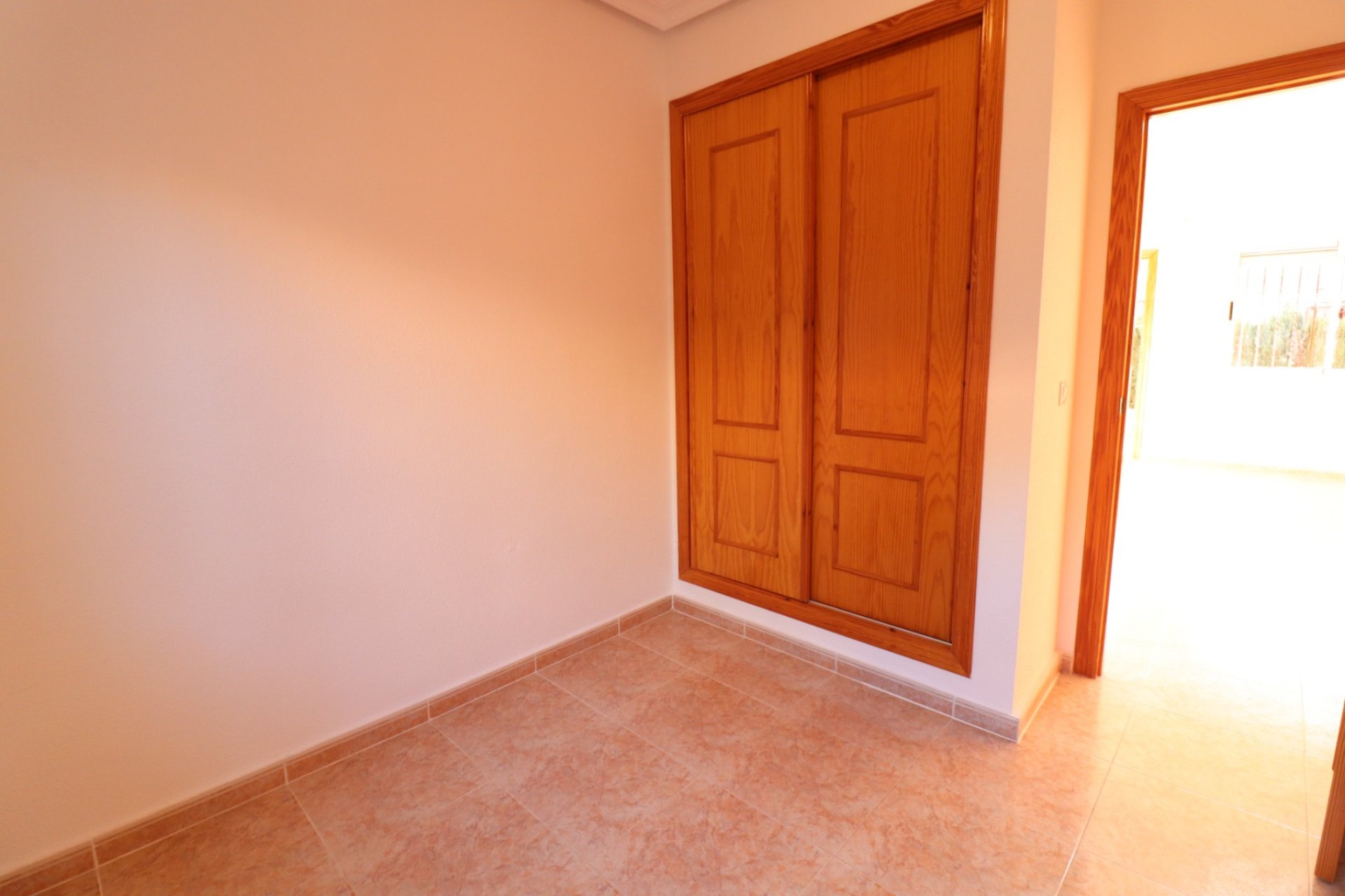 Resale - Villa -
Algorfa - Montemar