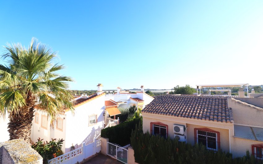 Resale - Villa -
Algorfa - Montemar