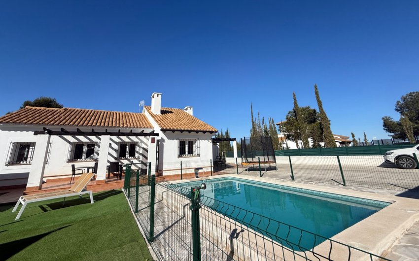 Resale - Villa -
Alhama de Murcia - Alhama