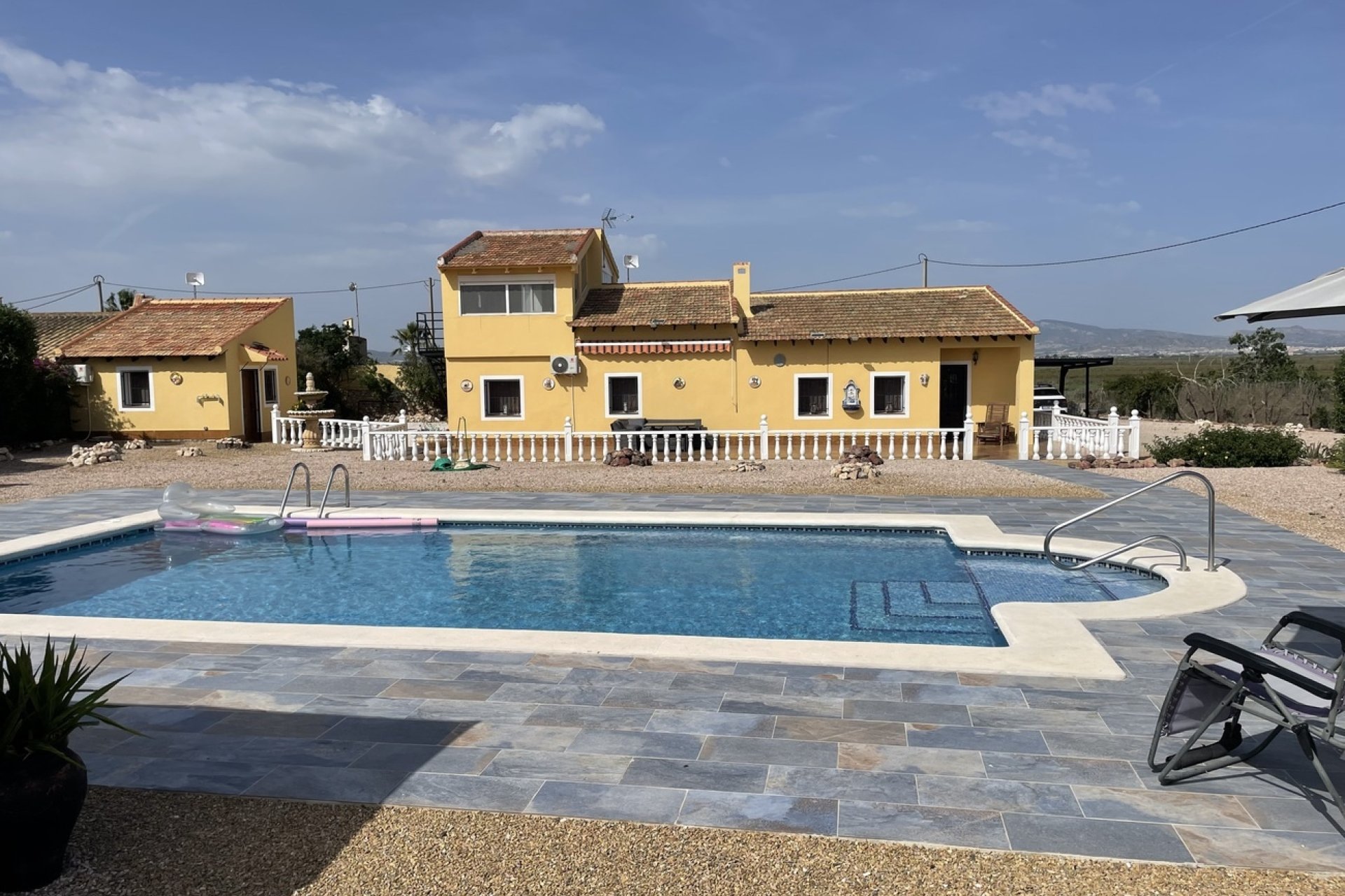 Resale - Villa -
Alhama De Murcia - Inland