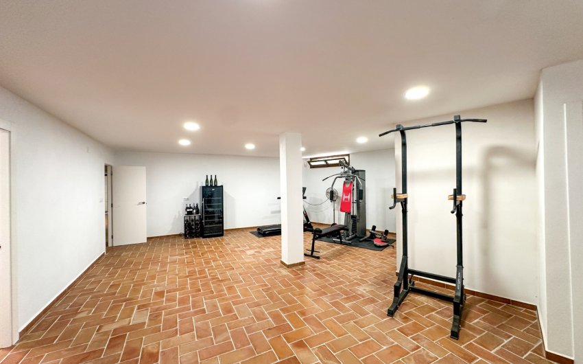 Resale - Villa -
Alicante - Campoamor