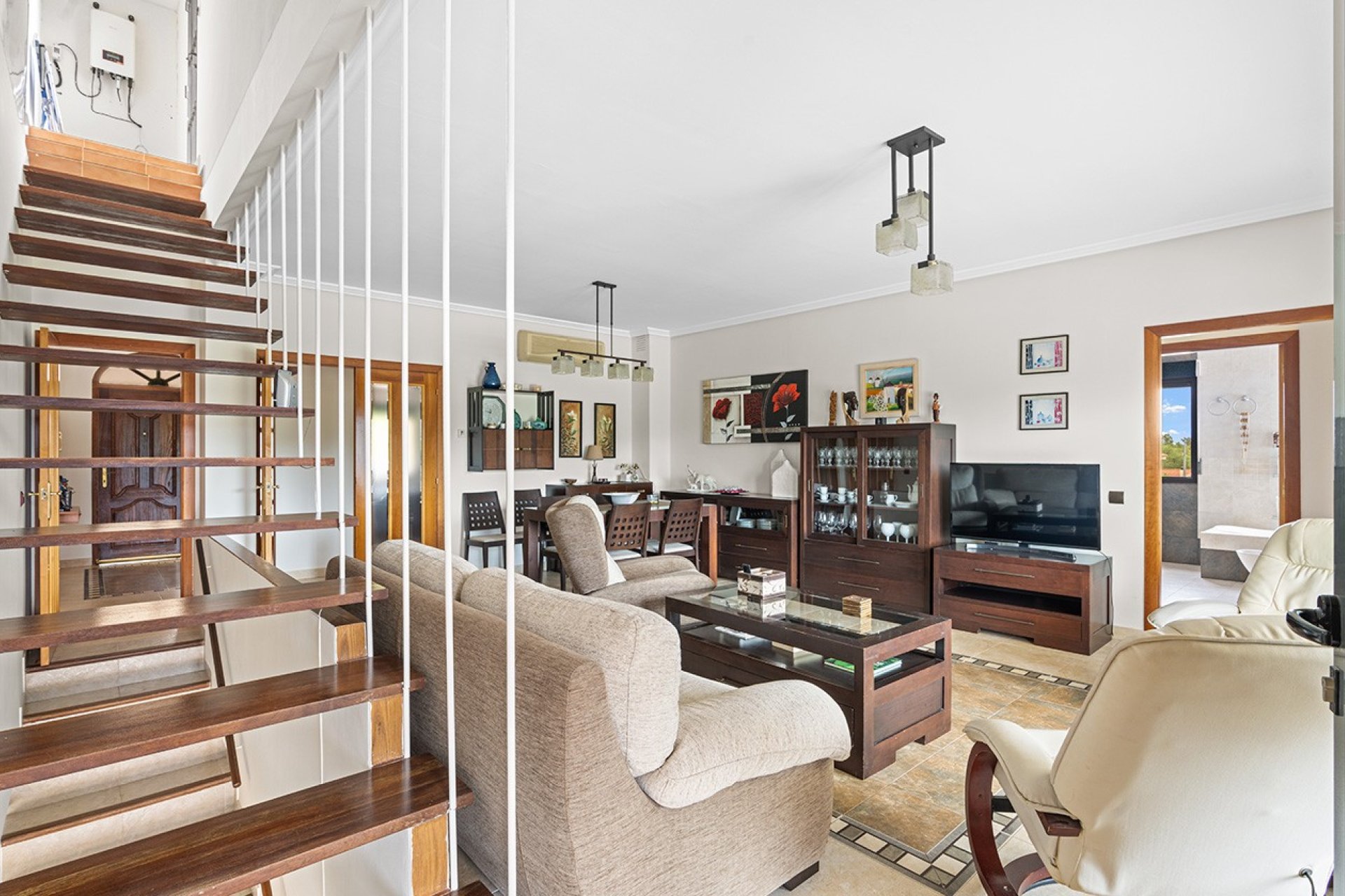 Resale - Villa -
Alicante - Rebolledo