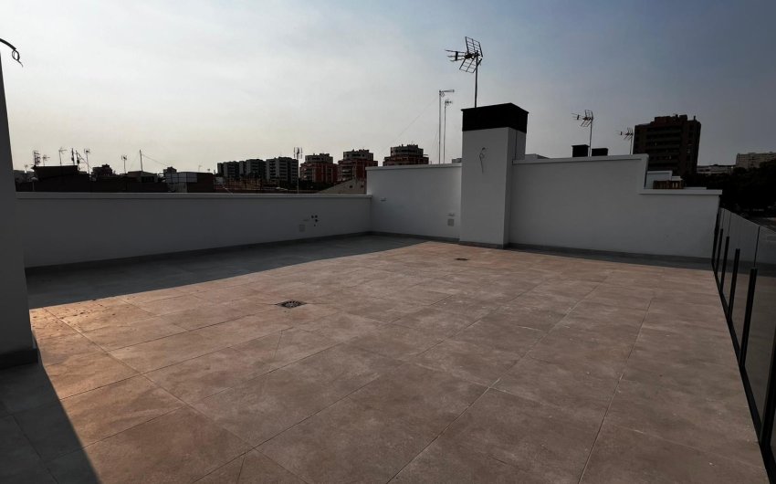 Resale - Villa -
Alicante - Vistahermosa